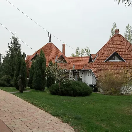 Apartahotel Sarkany Bio Panzio *